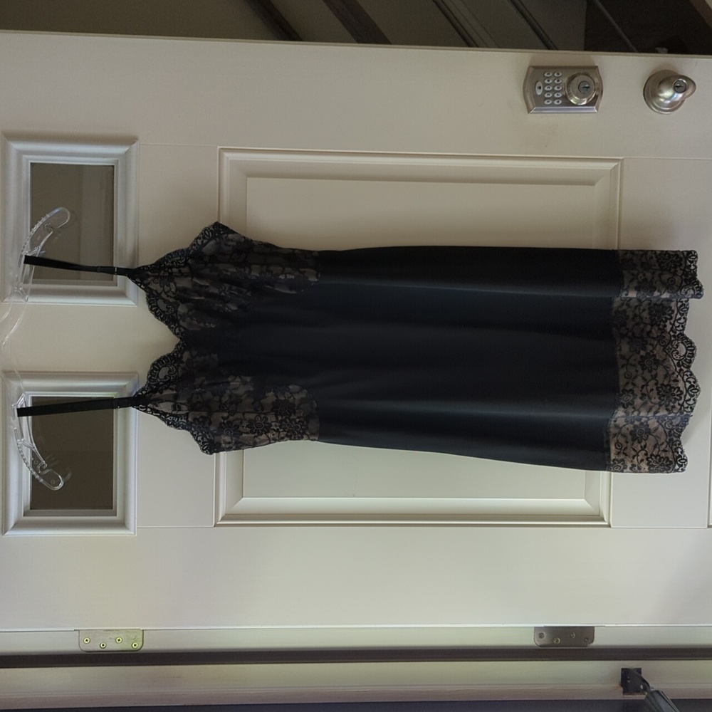 Gorgeous Vintage 1960s Gossard Artemis Lace Slip Size 36 Small